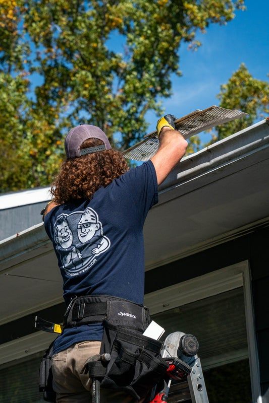 Gutter Cleaning Services in Tampa, FL _ Brothers Gutters