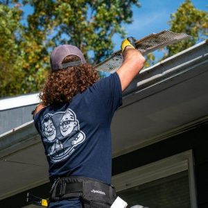 Gutter Cleaning Services in Tampa, FL _ Brothers Gutters